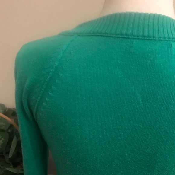GAP Kelly Green Sweater - Picture 5 of 8